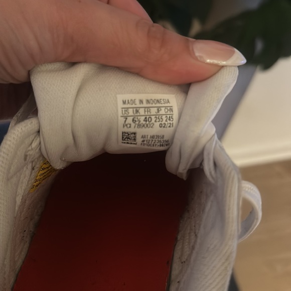 Adidas X Lego collab bundle - Picture 11 of 14